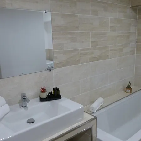 Duo De Mini-villas, Chaleureux & Vue Apartment